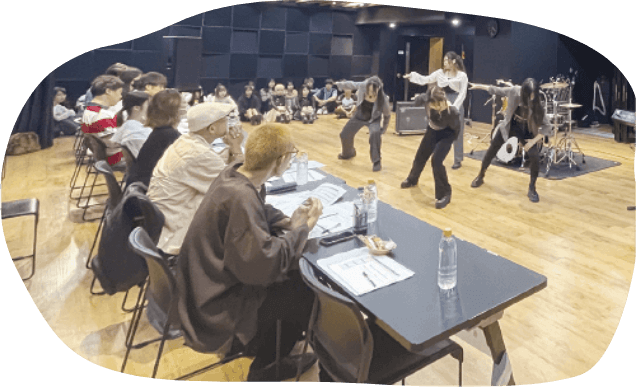 アーティストプレゼン