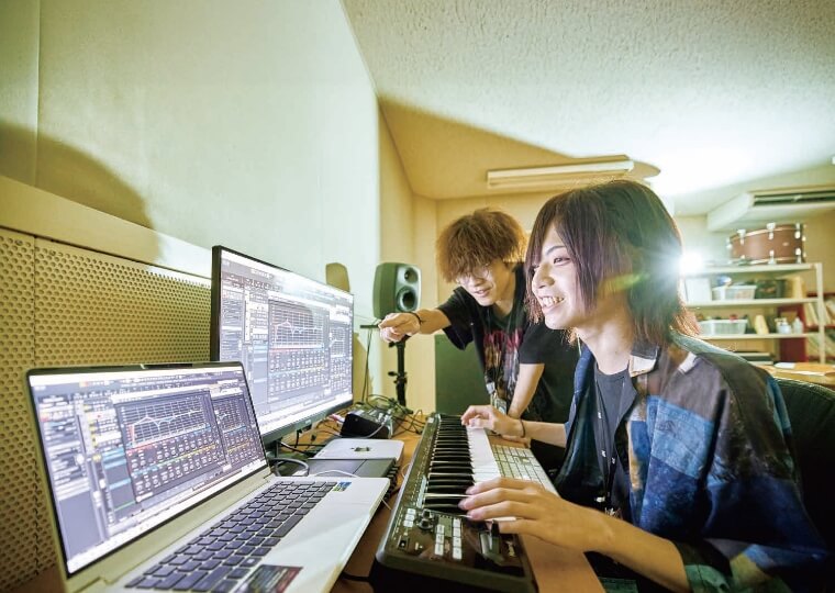 サウンドクリエイター科